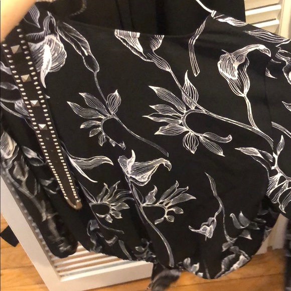 Blouse - Picture 3 of 3